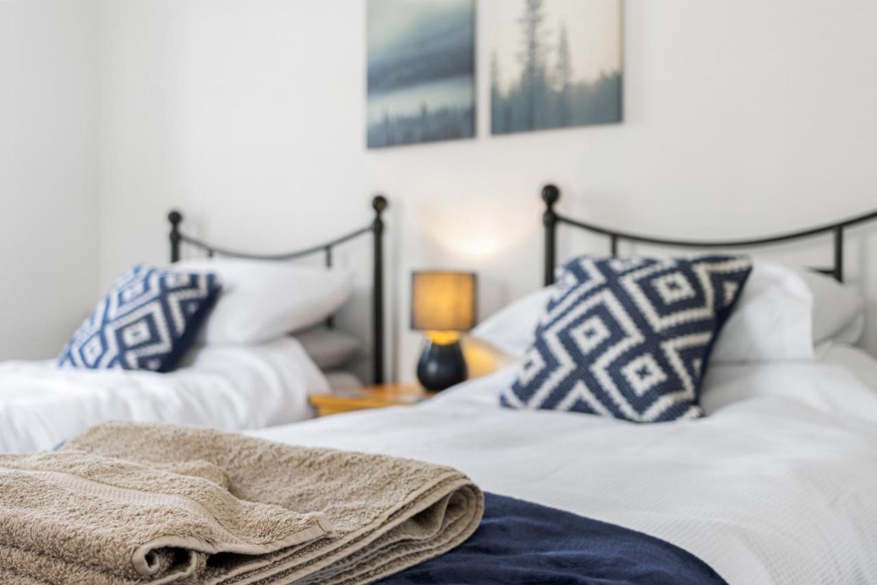 A Modern And Cosy Apartment Just Yards From Brixham'S Bustling Harbourside Экстерьер фото